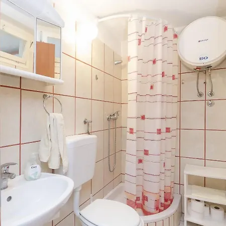 Rosa Apartman *