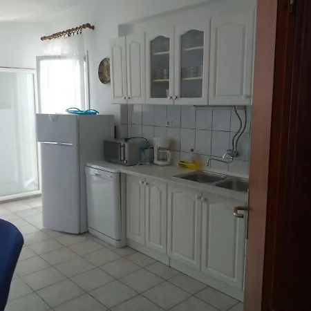 Rosa Apartman